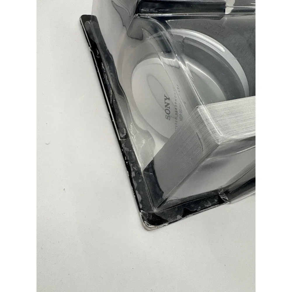 Sony MDRXD100 Stereo Headphones Long Cord MDR-XD100 NEW